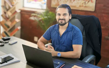 गोल्ड मेडलिष्ट तथा सेलीब्रेटी ज्योतिषी  युवा ज्योतिष नवराज भट्ट  इटहरी आउने