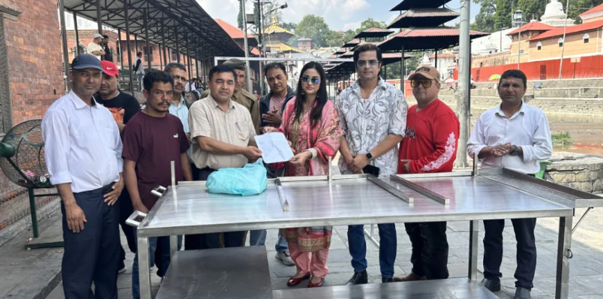 पशुपतिमा फिल्मकर्मीहरूको अन्तिम बिदाइ सहज बनाउन कलाकारद्वयको सहयोग