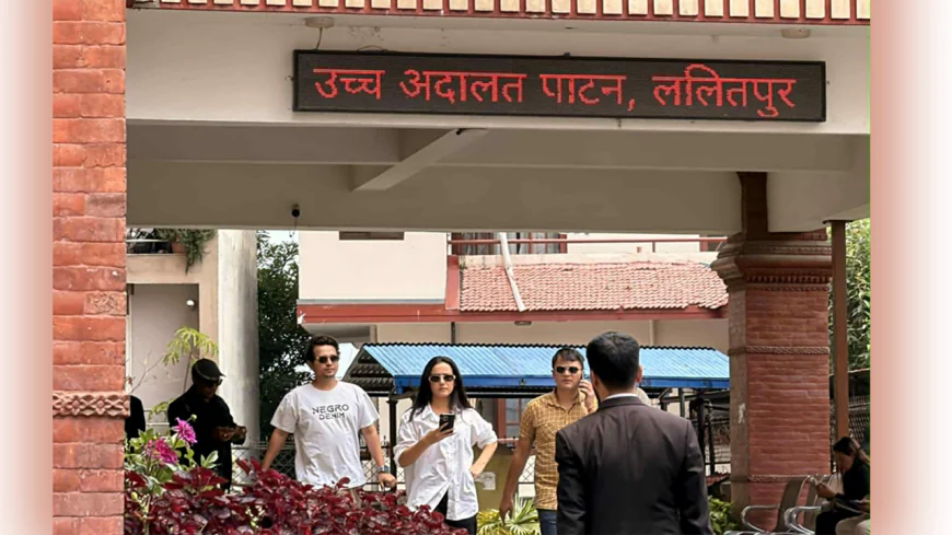लालीबजारलाई  दर्शककाे साथसँगै कानूनी सास्ती